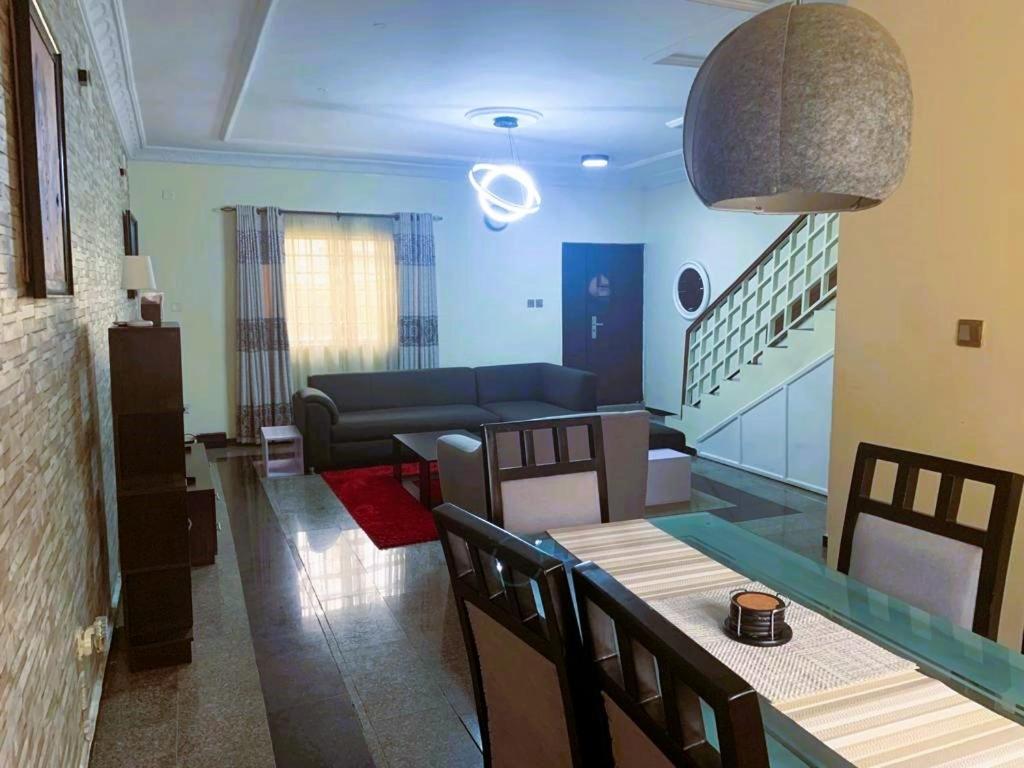 Opulentia Apartments - Ikeja Gra Extérieur photo